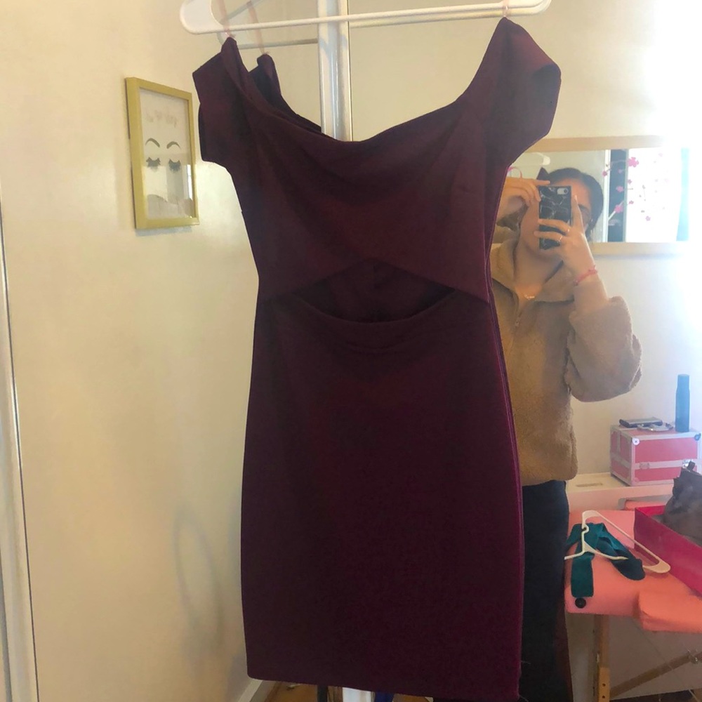 Burgundy off the shoulder- Bodycon cut out dress